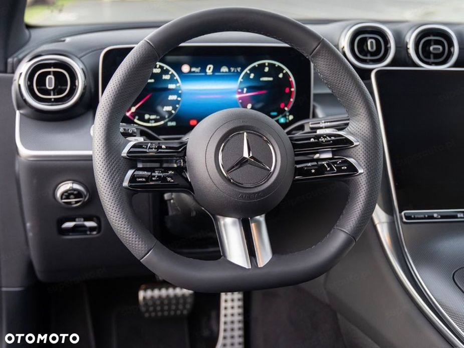 Mercedes-Benz GLC - 11