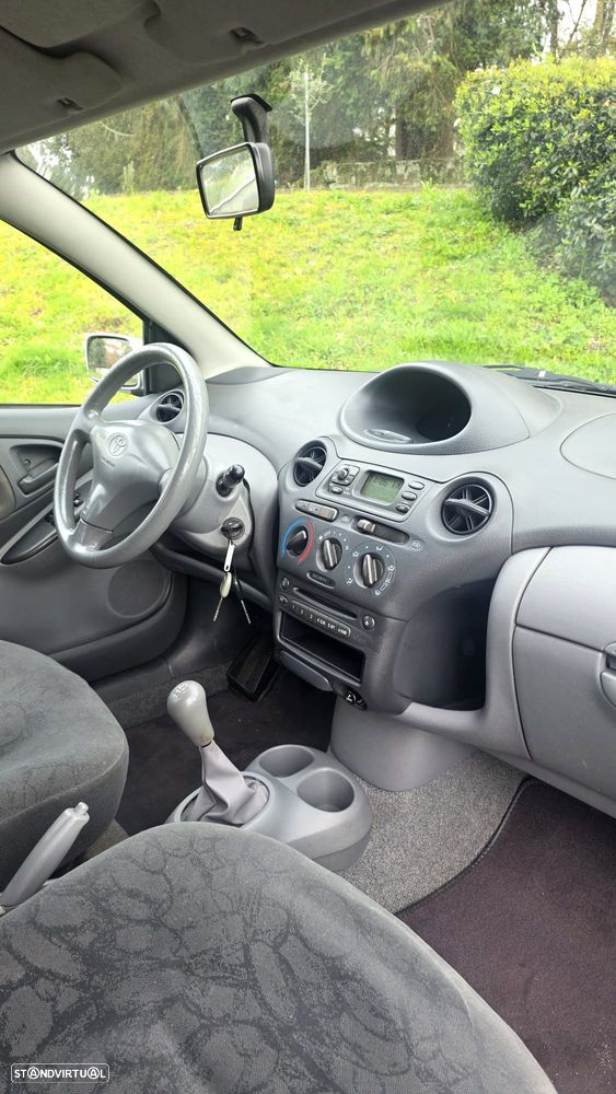 Toyota Yaris 1.0 Luna ABS+CD+AC - 7