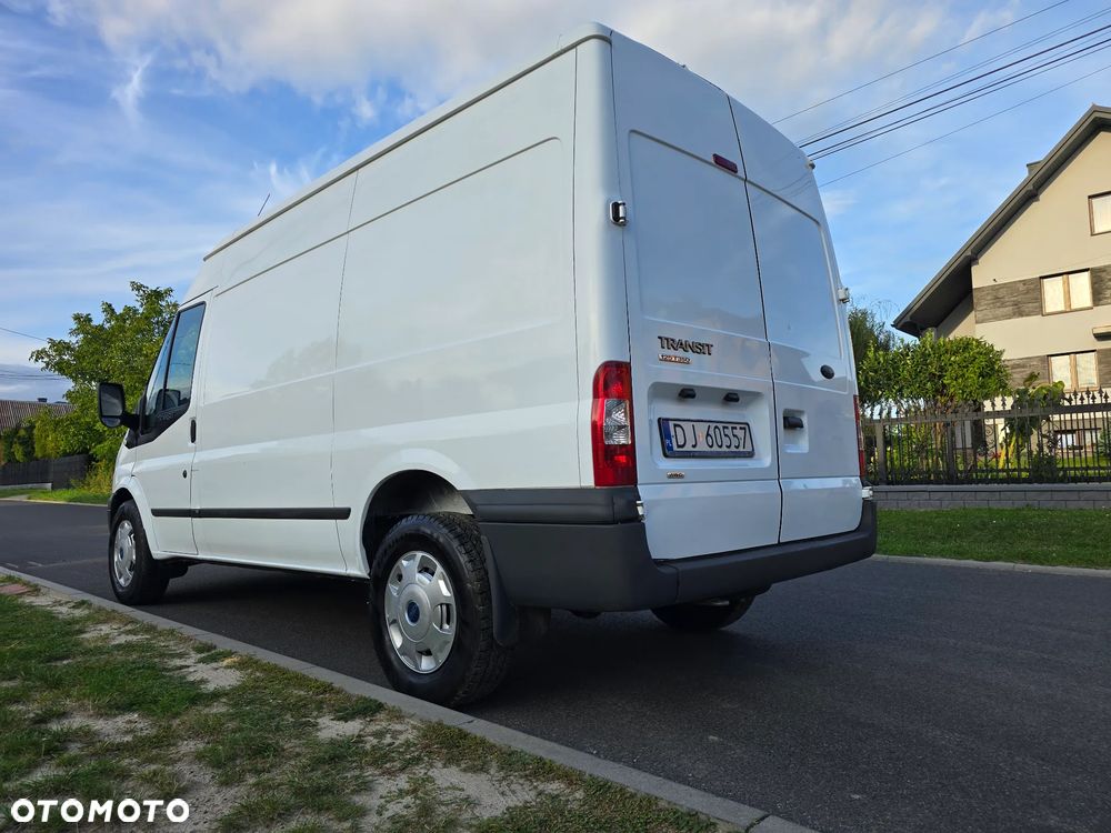 Ford Transit - 21