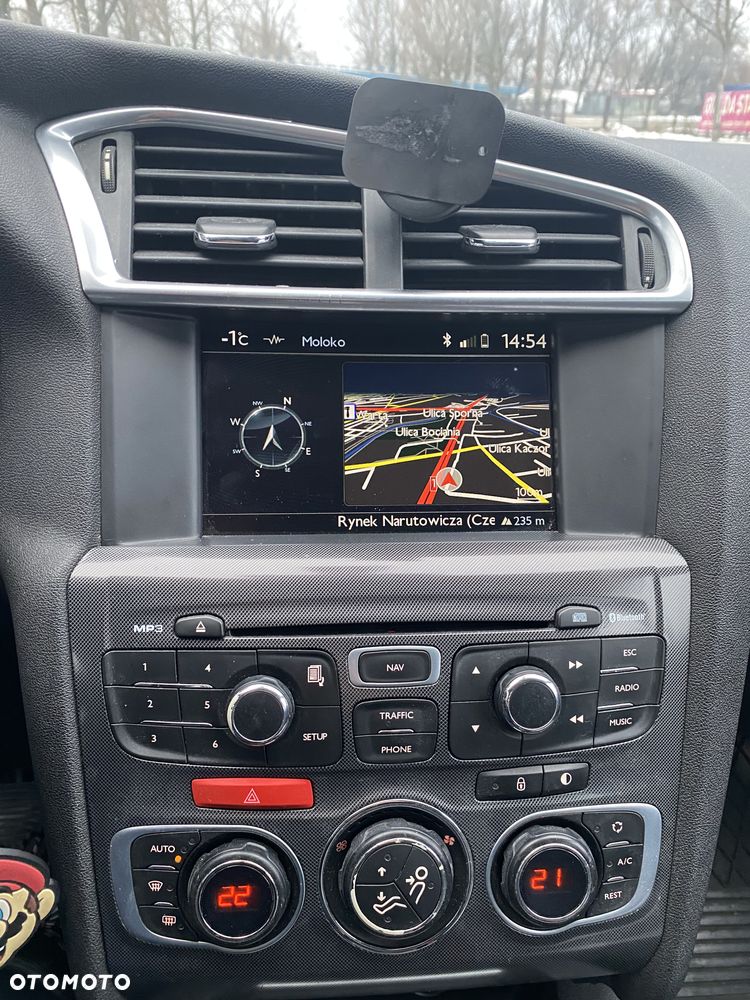 Citroën C4 1.6 HDi Exclusive - 23