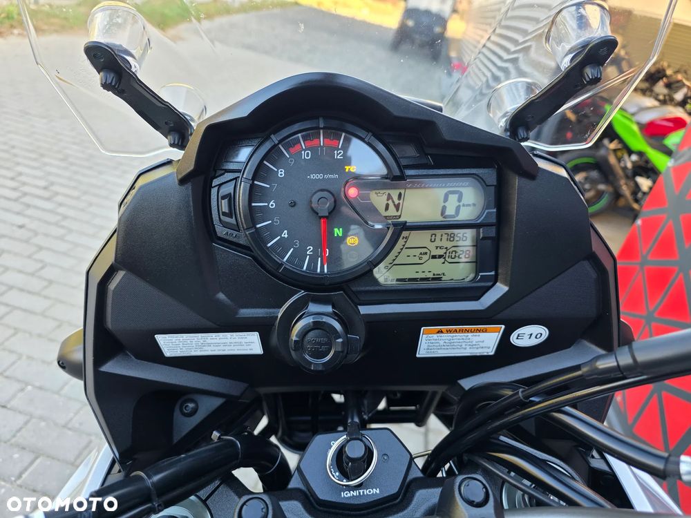 Suzuki DL - 15