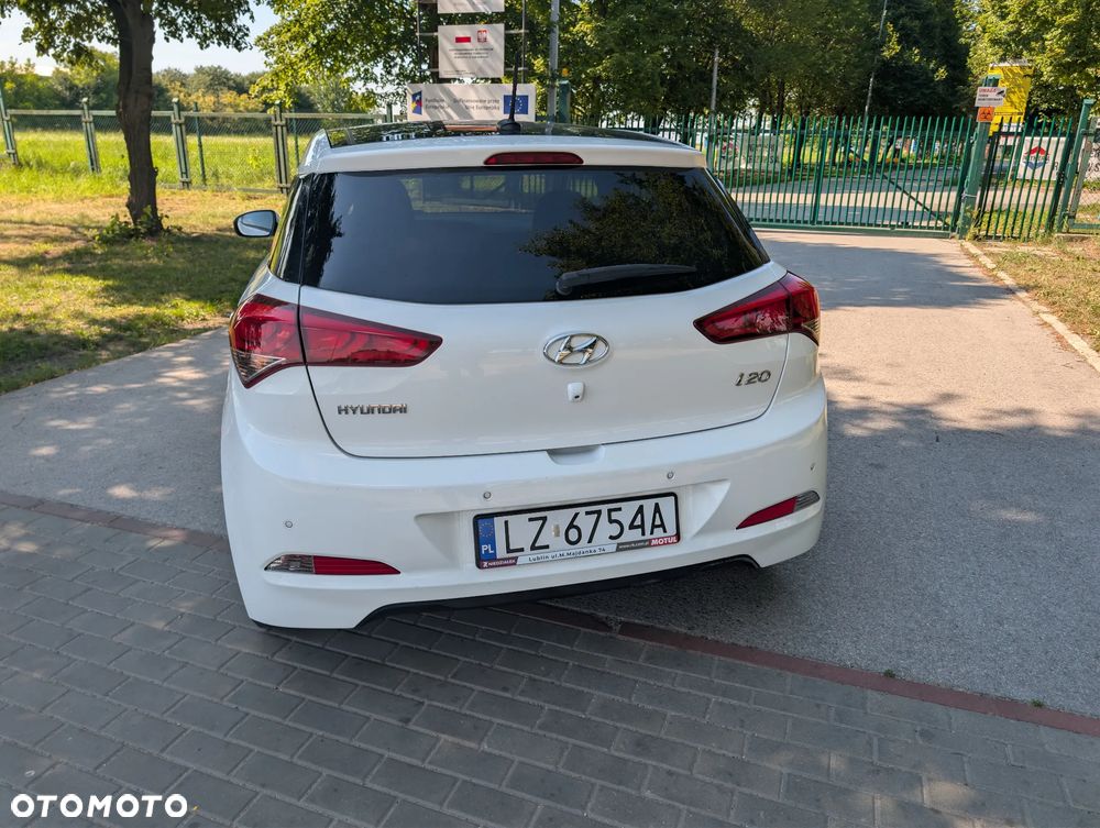 Hyundai i20 - 10