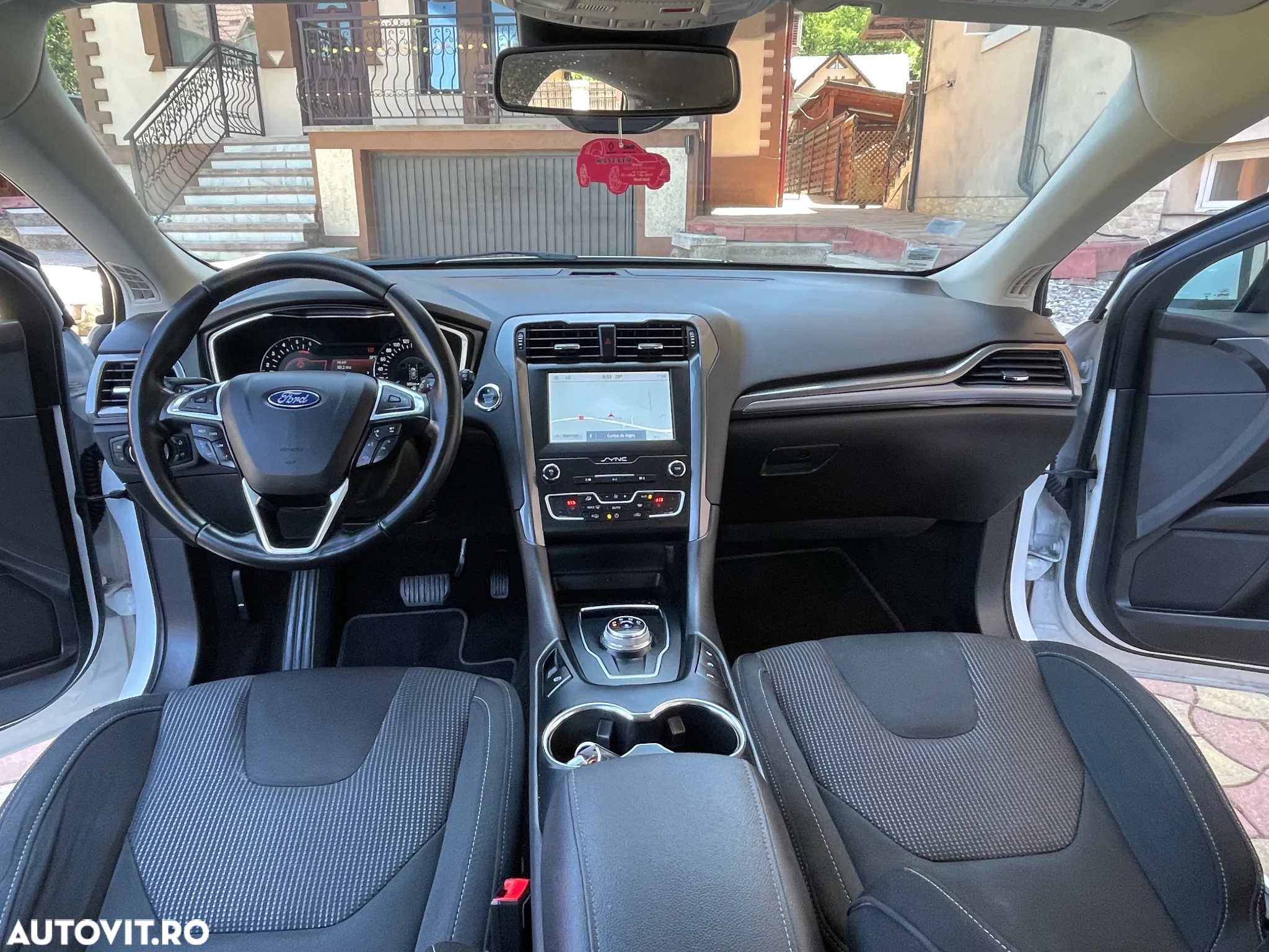Ford Mondeo 2.0 EcoBlue Aut. Titanium - 2