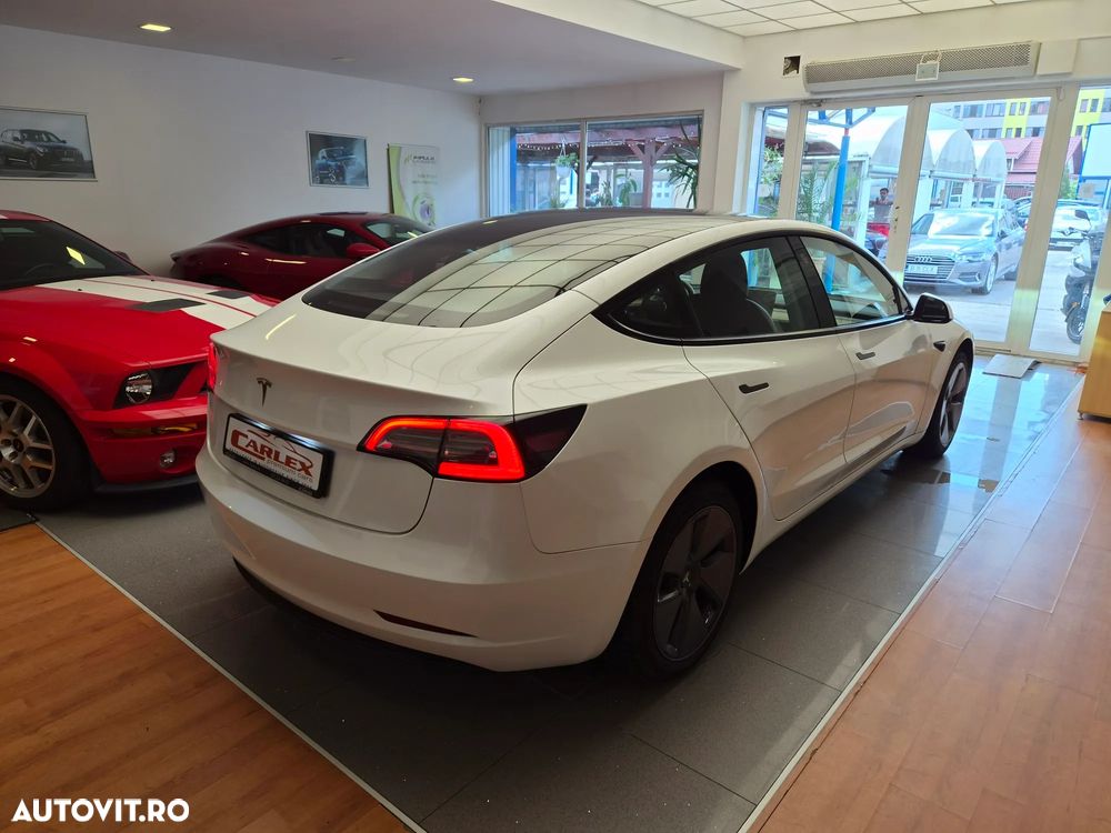 Tesla Model 3 RWD - 6