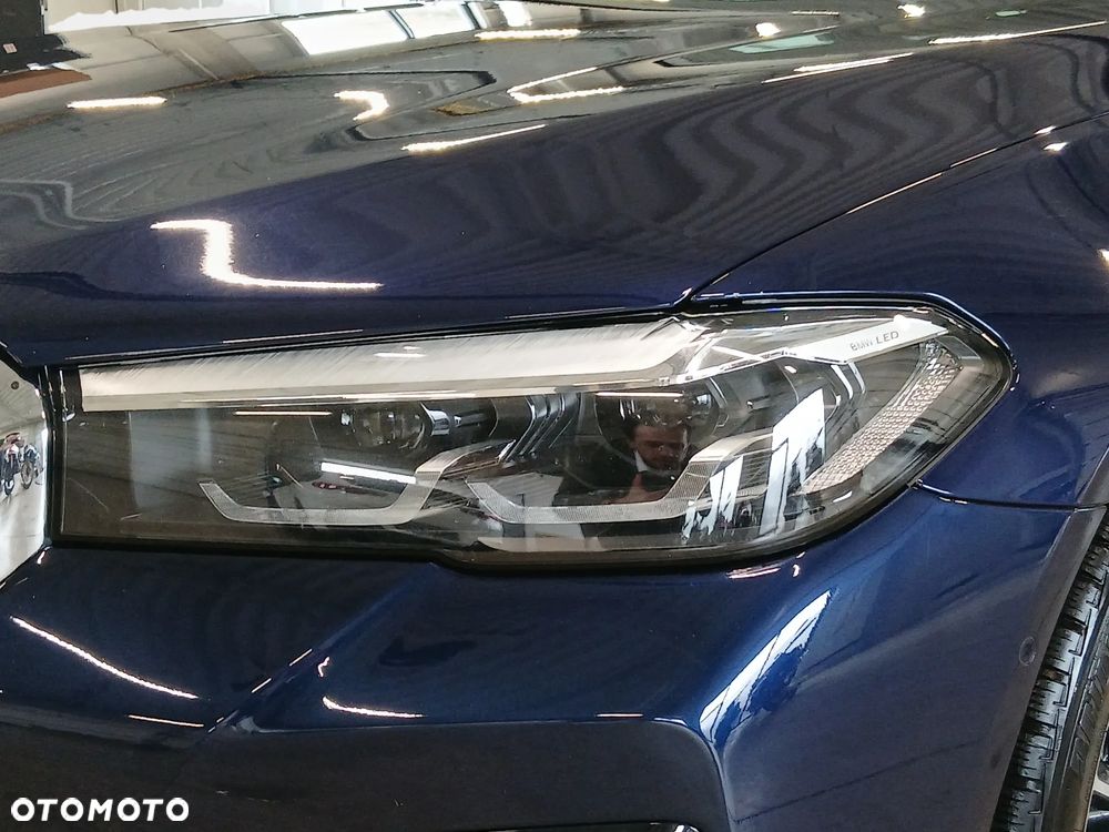 BMW Seria 5 530i mHEV M Sport sport - 25