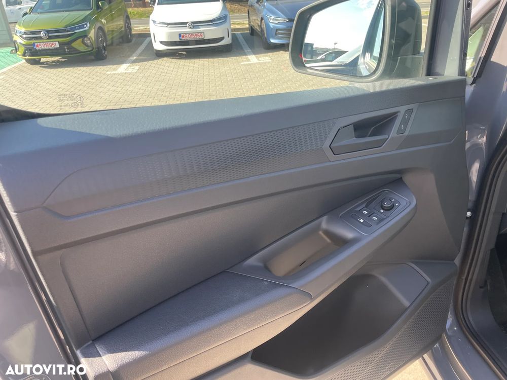 VOLKSWAGEN Caddy 2026 — imagine 30