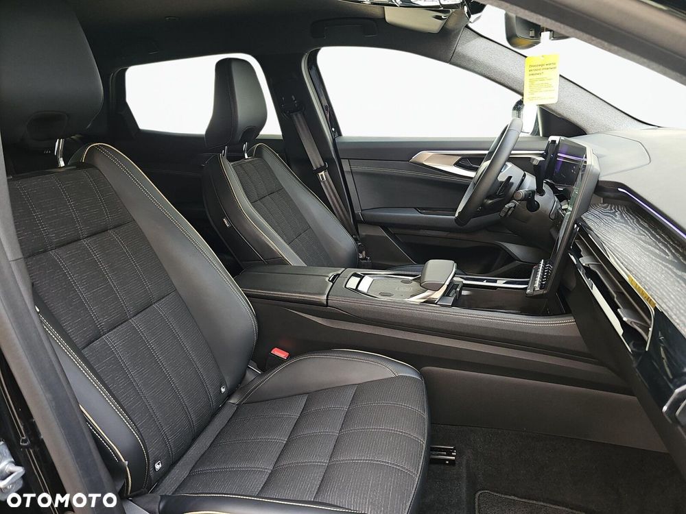 Renault Austral 1.3 TCe mHEV Iconic - 14