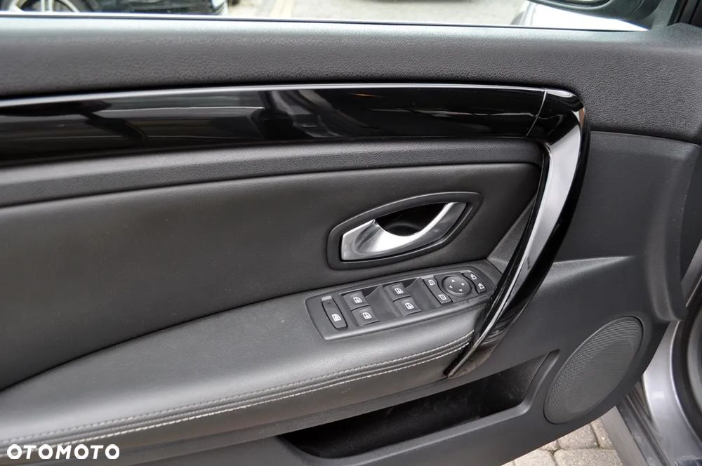Renault Laguna 2.0 dCi Bose Edition ESM - 14