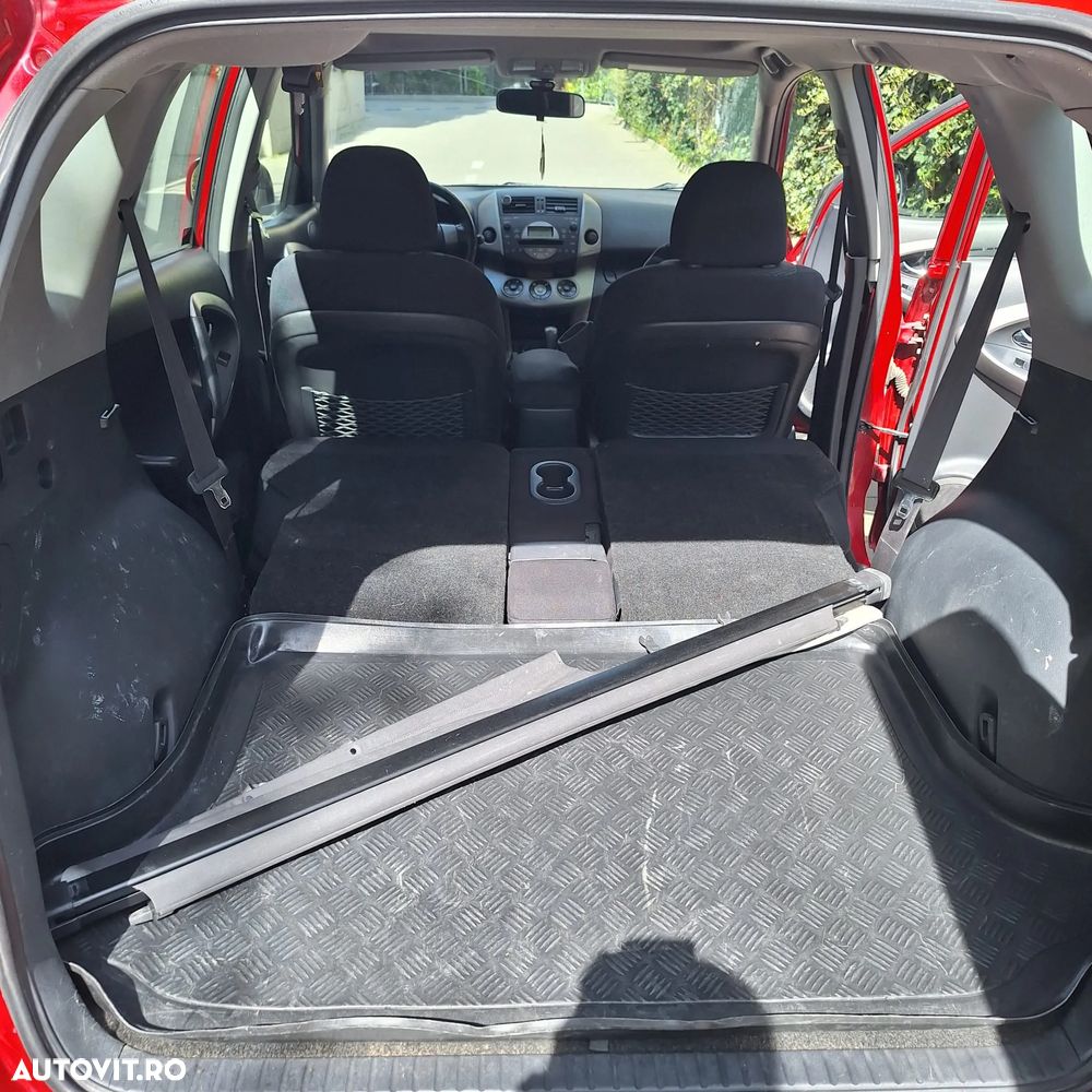 Toyota RAV4 2.0 Aut Executive - 26