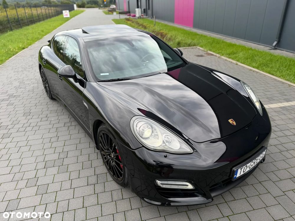 Porsche Panamera - 18
