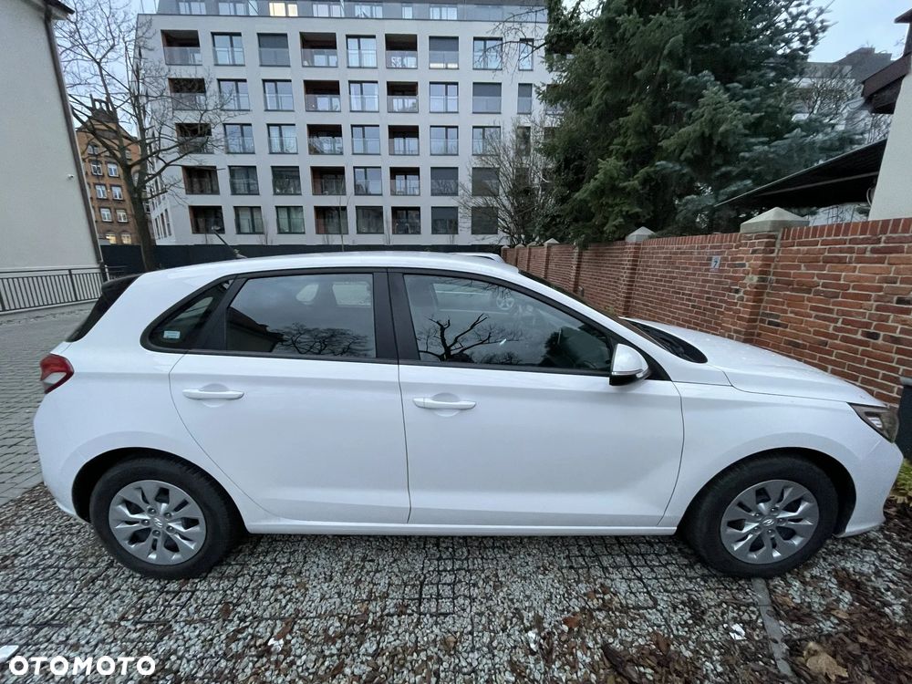 Hyundai i30 1.4 Classic + - 8