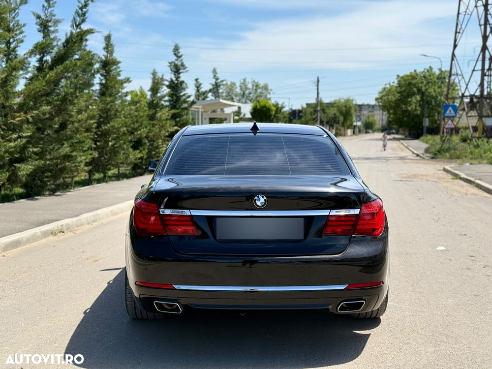 BMW Seria 7 740d xDrive Edition Exclusive - 13