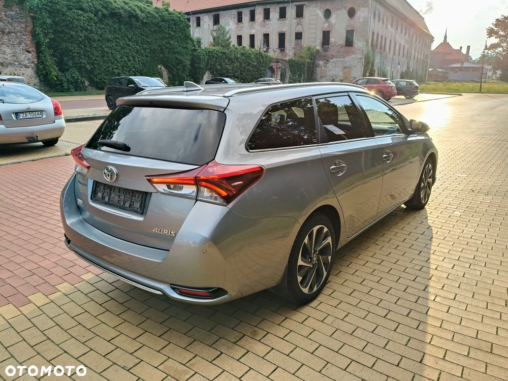 Toyota Auris 1.6 Comfort - 3