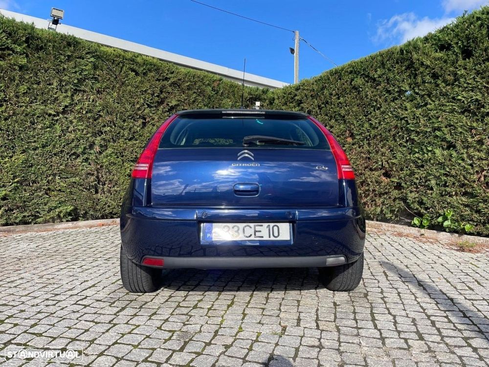 Citroën C4 1.4 16V SX - 12