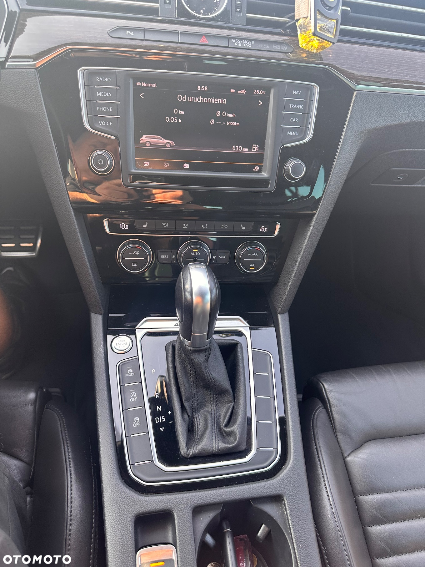 Volkswagen Passat Variant 2.0 TDI SCR 4Motion DSG (BMT) Highline - 13