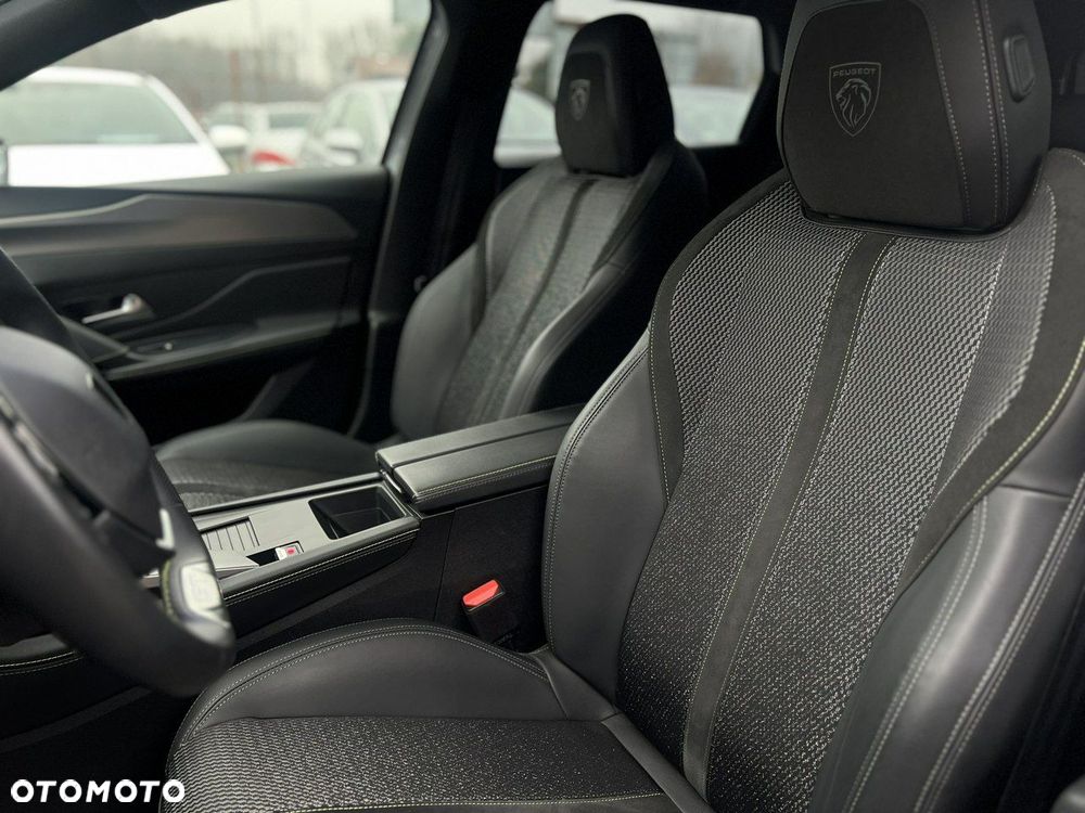 Peugeot 308 1.2 PureTech GT S&S EAT8 - 25