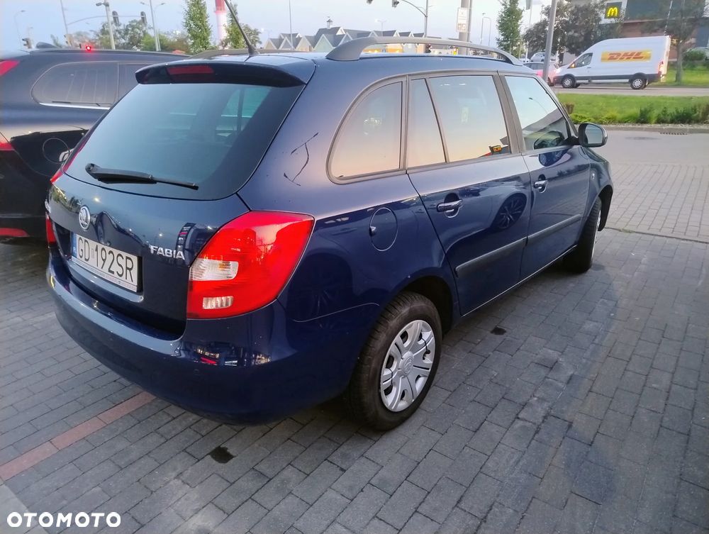 Skoda Fabia 1.6 TDI DPF Combi Ambiente - 3