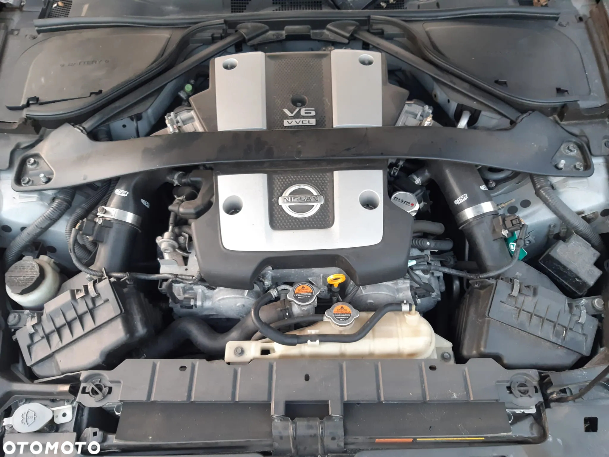 Nissan 370 Z - 14