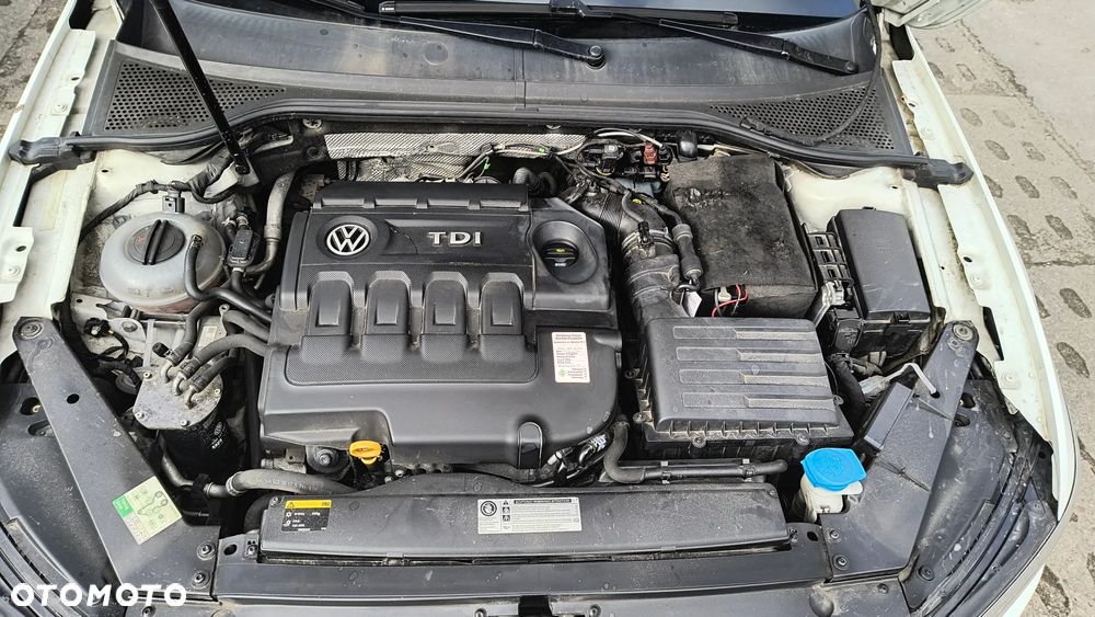 Volkswagen Passat - 26