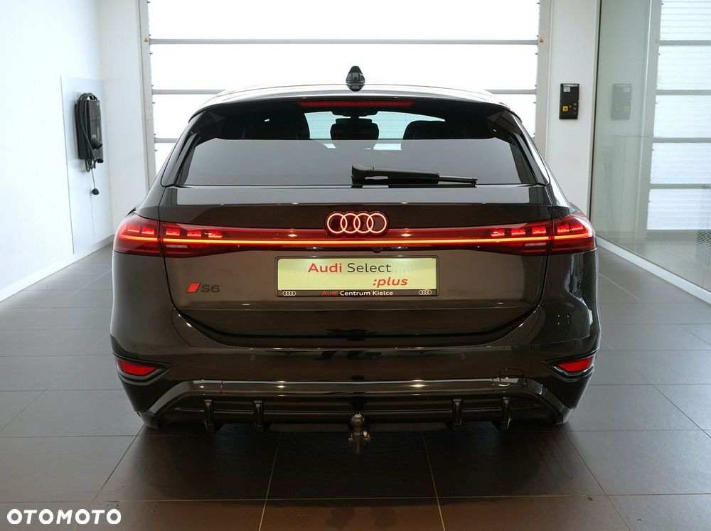 Audi A6 Avant e-tron - 4