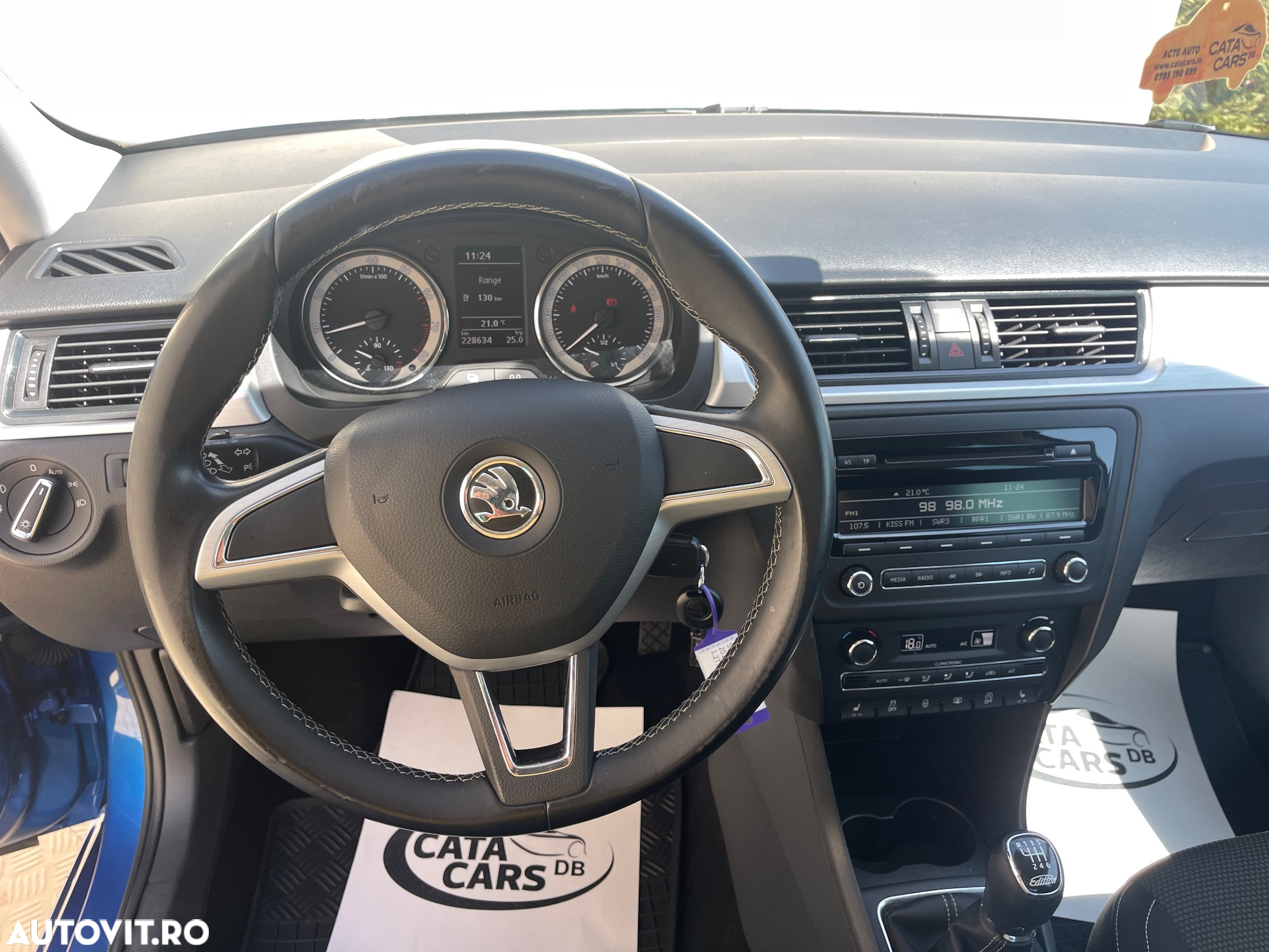 Skoda RAPID 1.2 TSI Ambition - 36
