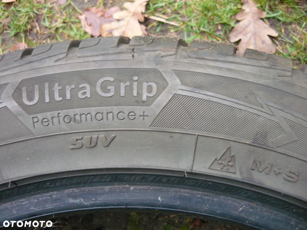 Opony Goodyear 225/55R 18 zimowe - 3