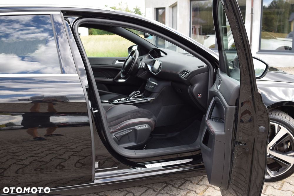 Peugeot 308 PureTech 225 EAT8 Stop & Start GT - 22