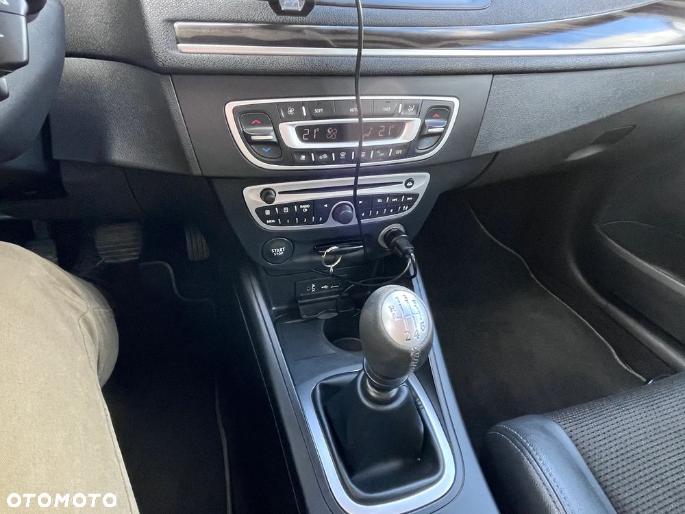 Renault Megane 1.9 dCi FAP Dynamique - 20