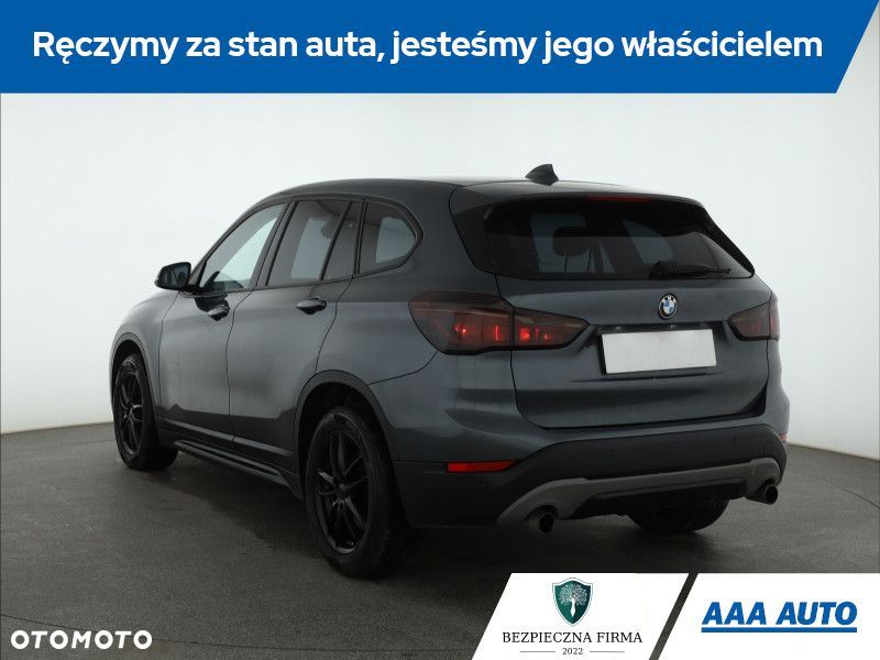 BMW X1 - 6