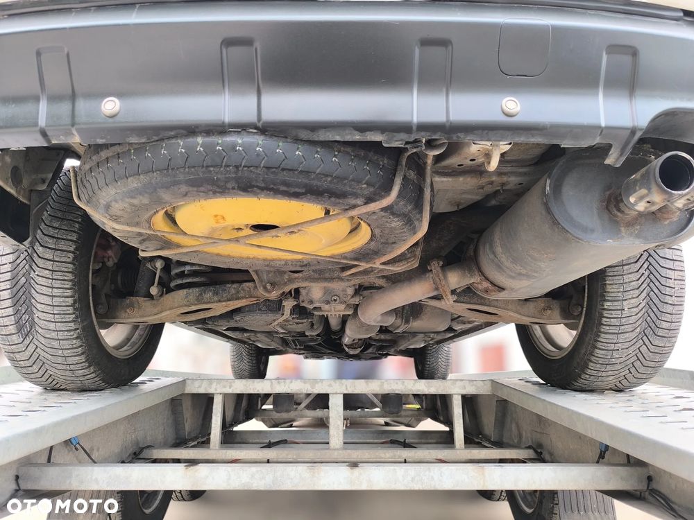 Peugeot 4007 2.2HDi Platinum Euro5 - 32