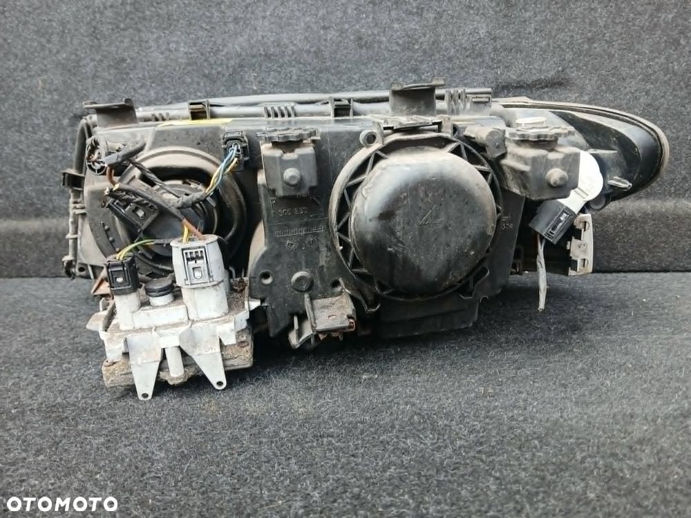 BMW E46 LIFT XENON lampa przednia prawa, lewa - 4