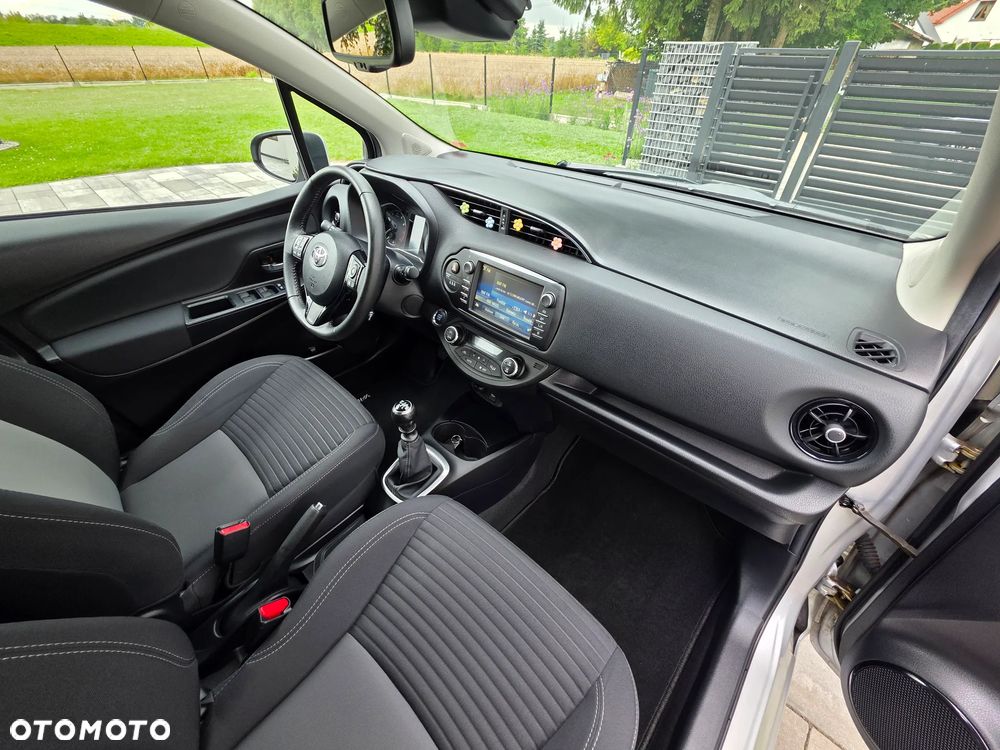 Toyota Yaris - 23