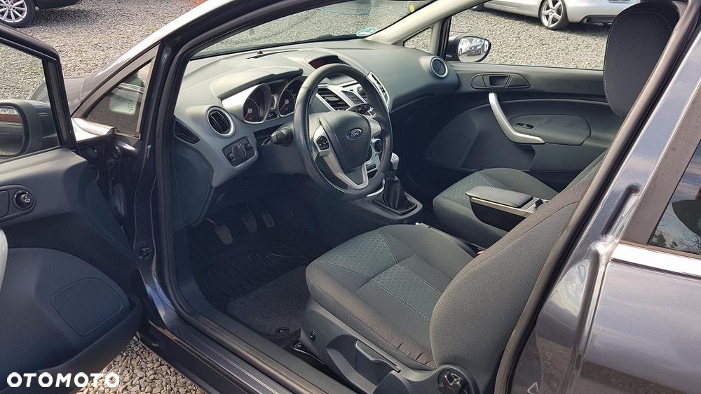 Ford Fiesta 1.25 Titanium - 17