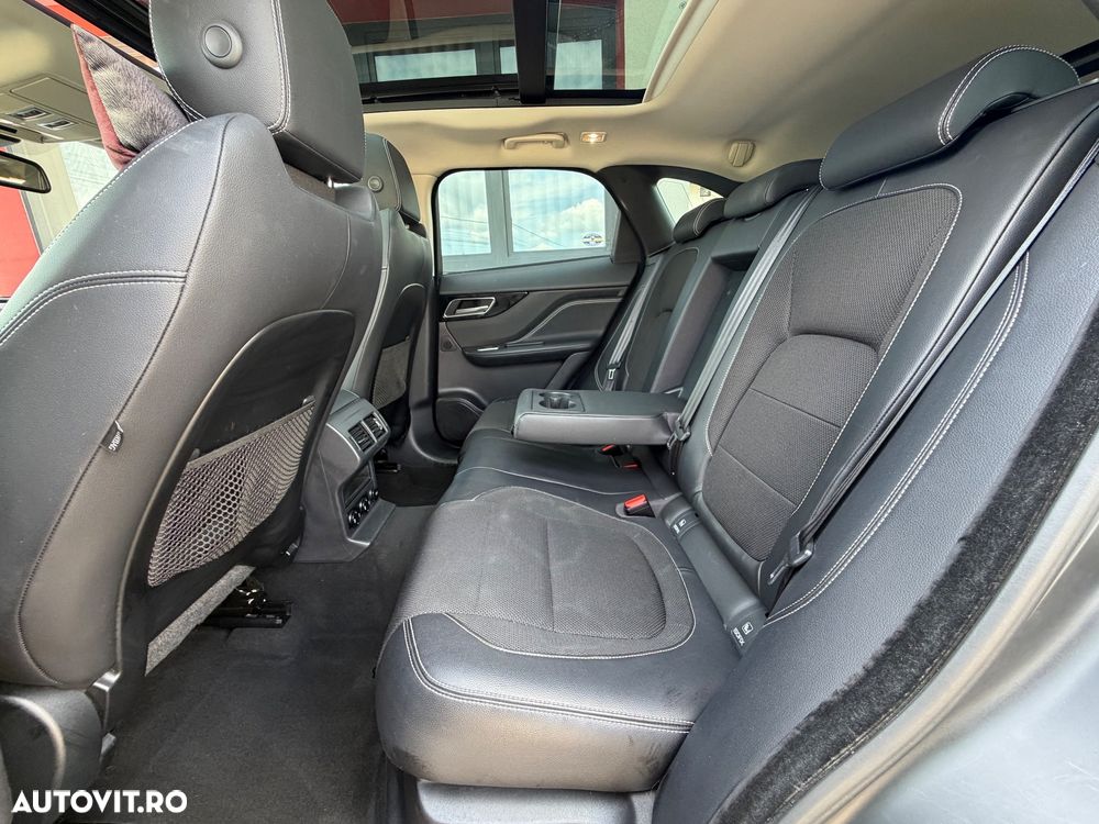 Jaguar F-Pace 20d AWD R-Sport - 10