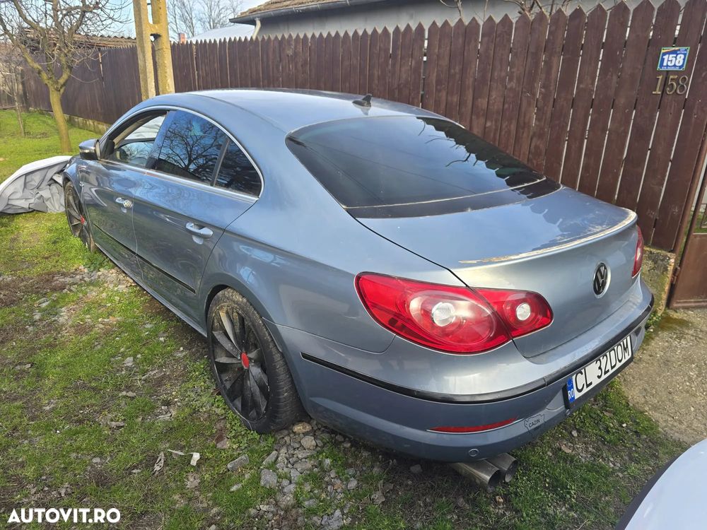 Volkswagen Passat CC - 2