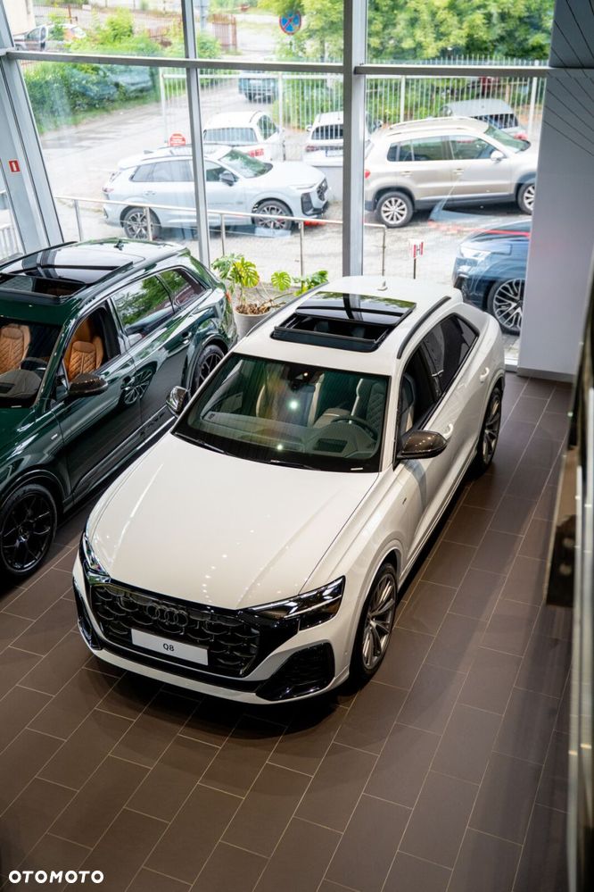 Audi Q8 - 35