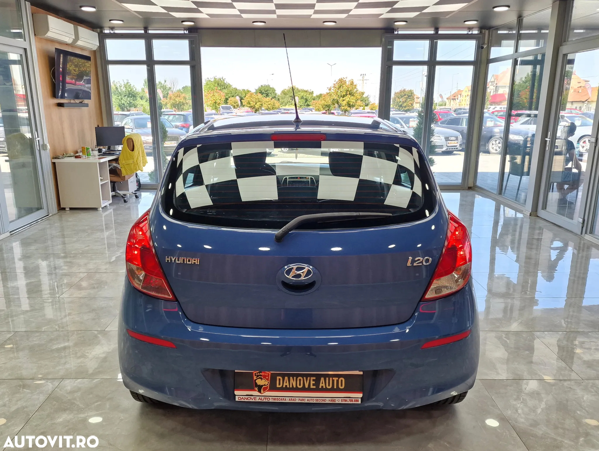 Hyundai i20 1.4 Automatik Style - 11