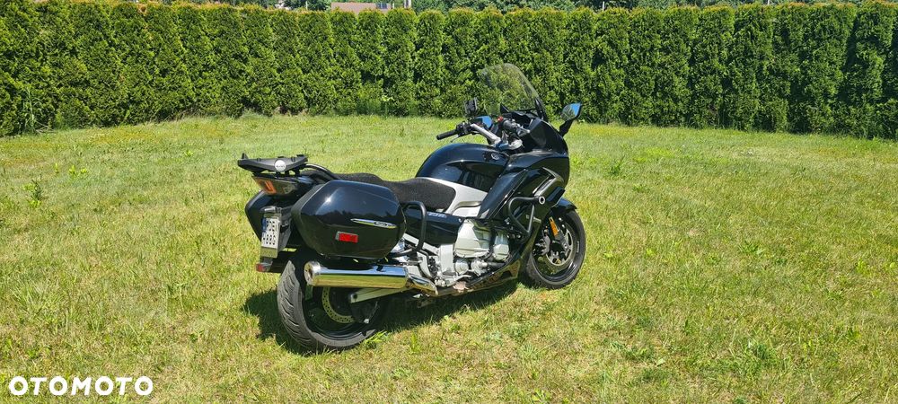 Yamaha FJR - 5