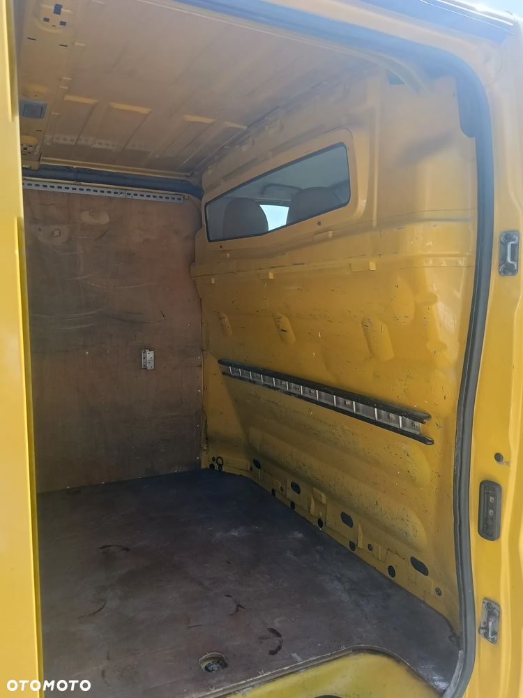 Opel Vivaro - 5