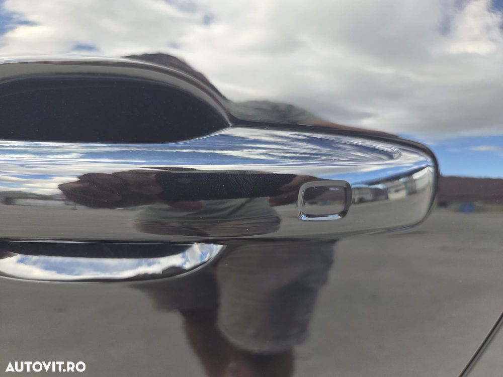 Volvo XC 60 B4 MHEV AWD Inscription - 20