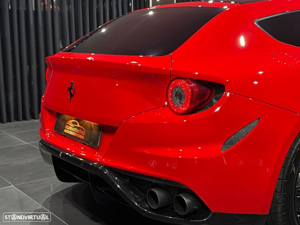 Ferrari FF - 13