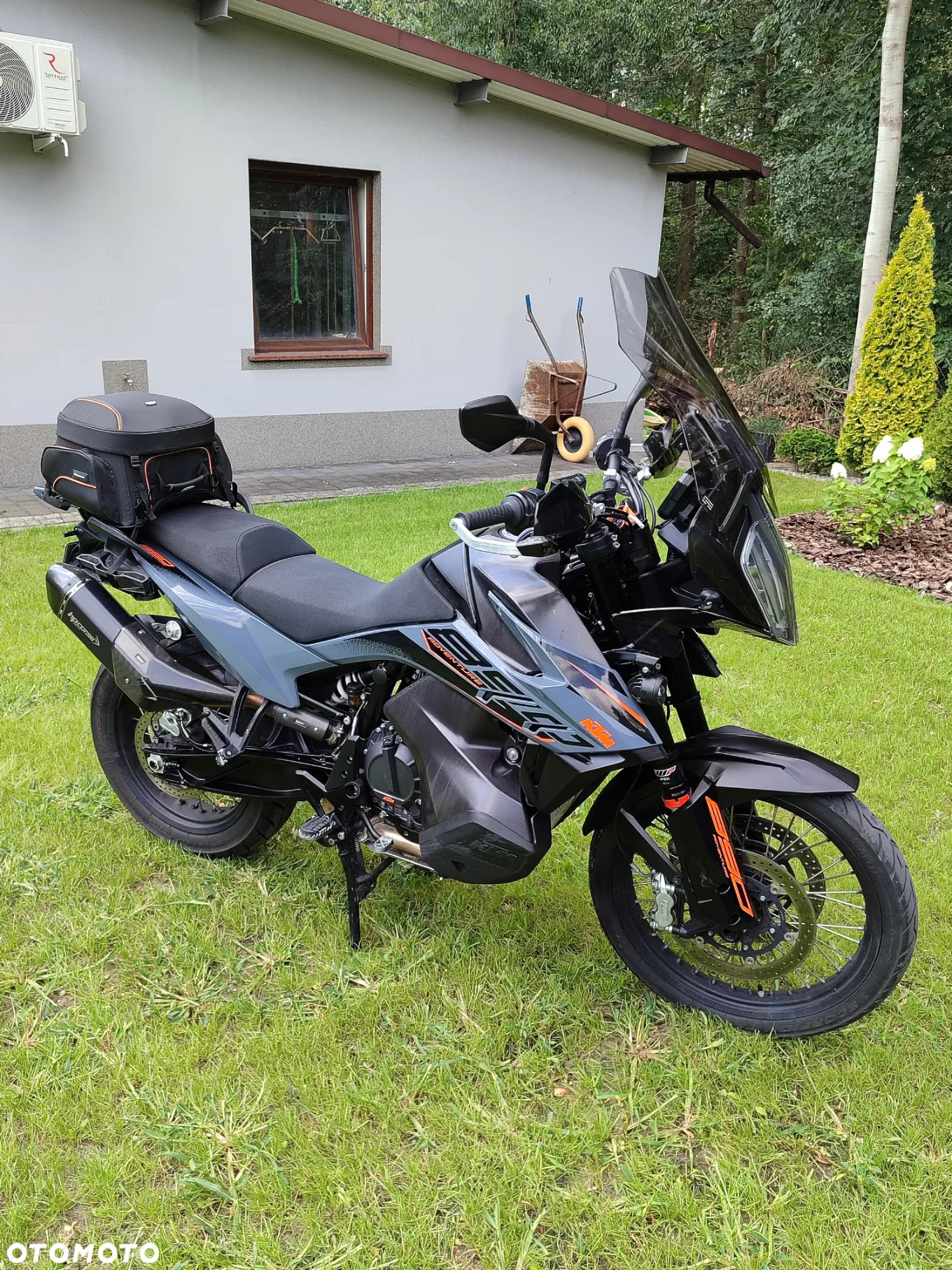 KTM Adventure - 6