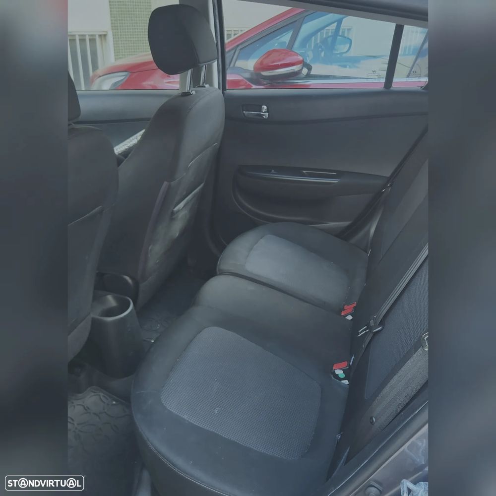 Hyundai i20 1.1 CRDi Comfort - 5