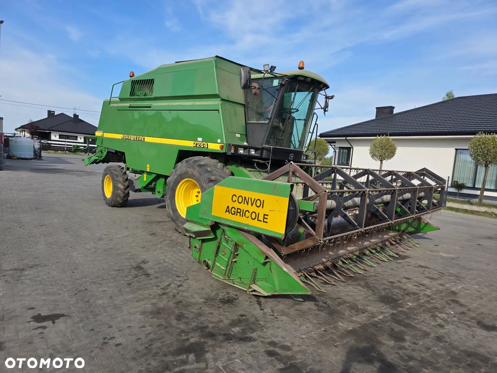 John Deere 2264 - 2
