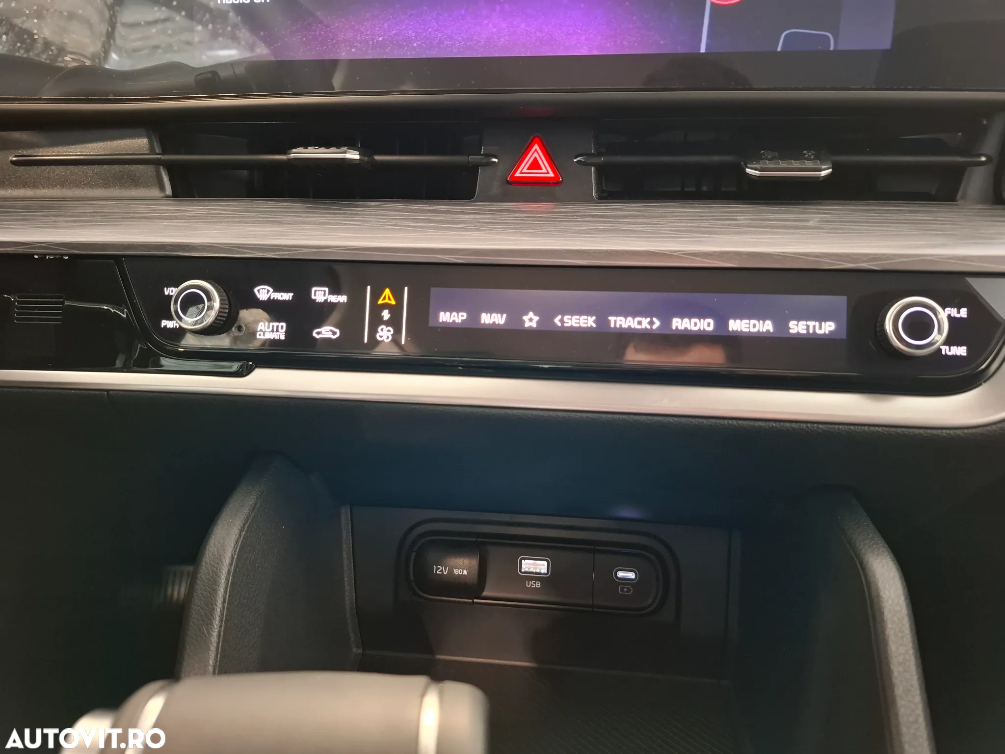 Kia Sportage 1.6 T-GDI 7DCT HP 4x2 MHEV Urban - 20