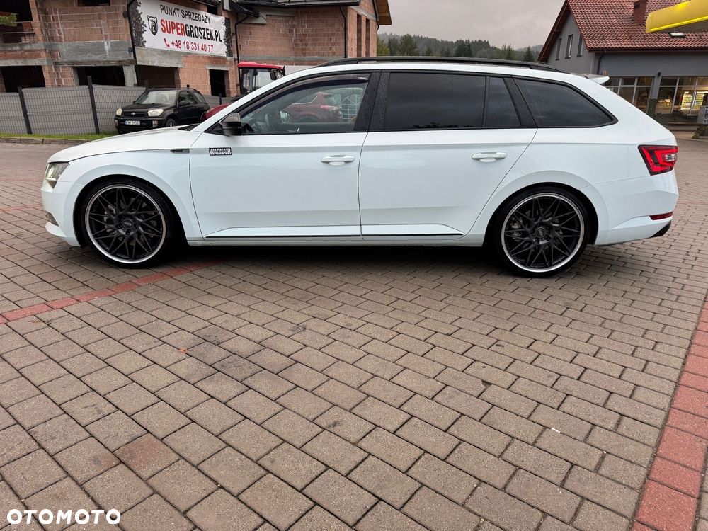 Skoda Superb Combi 2.0 TSI 4x4 DSG SportLine - 16