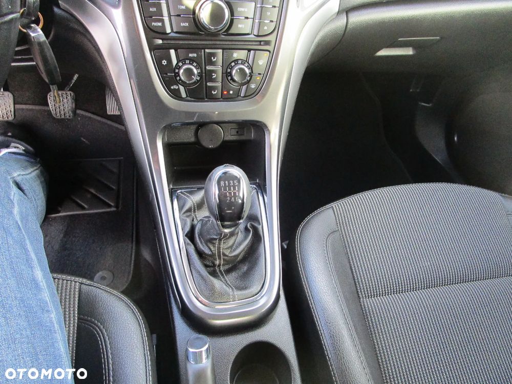 Opel Astra 1.4 T Cosmo - 35