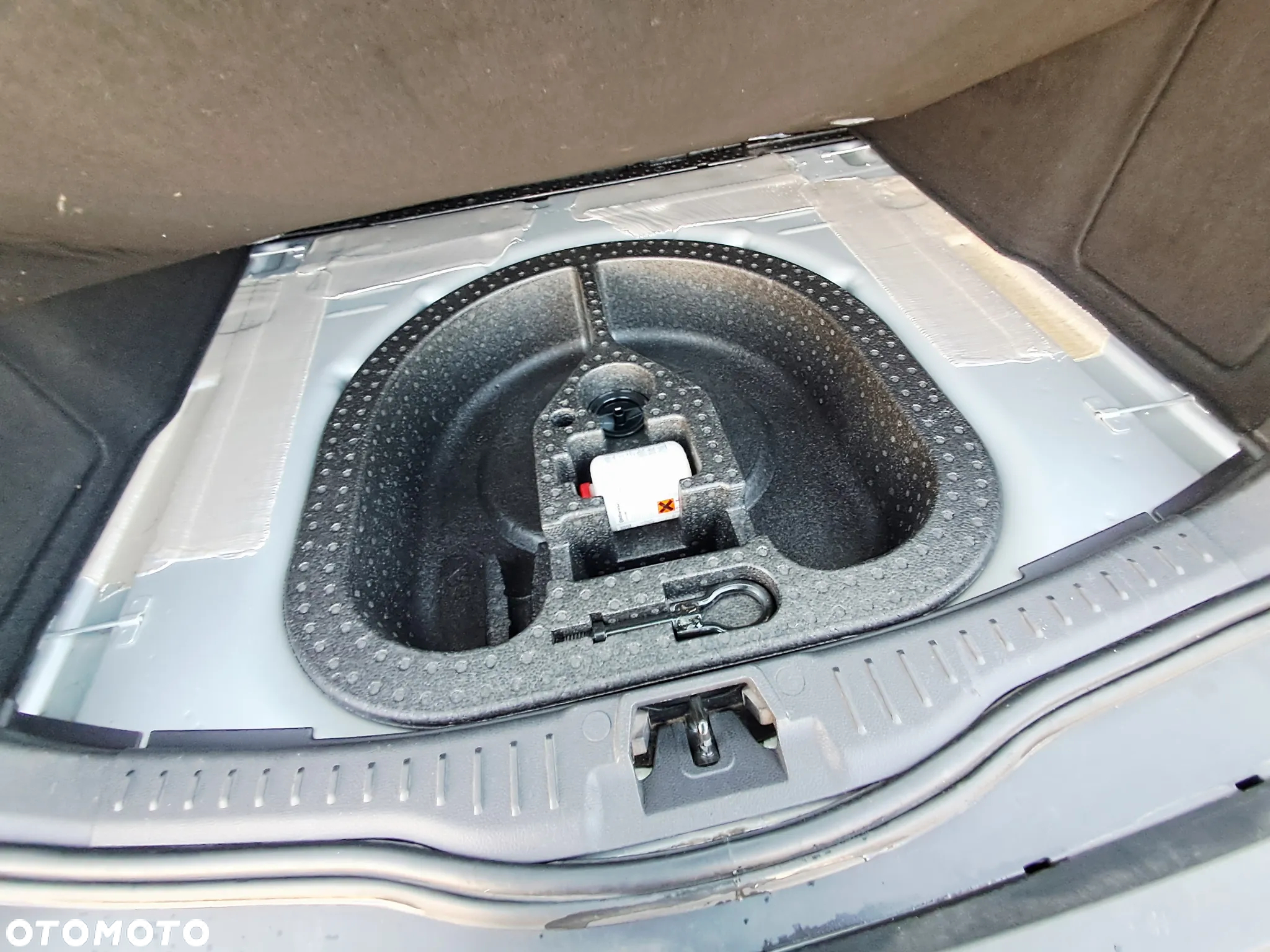 Ford Focus Turnier 1.0 EcoBoost Start-Stopp-System Ambiente - 26