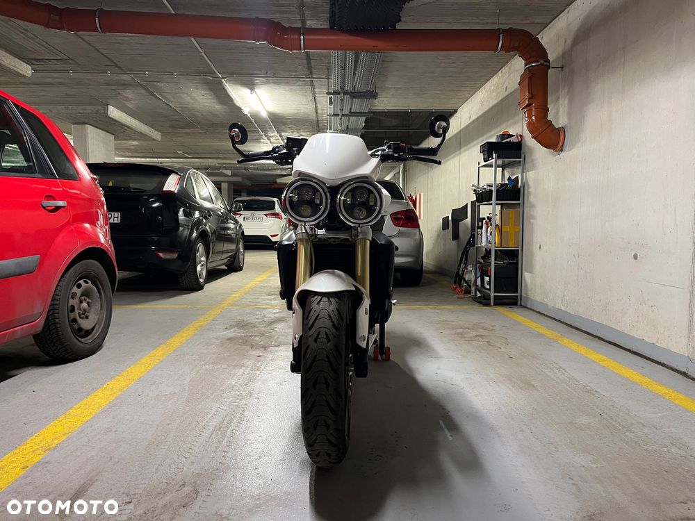 Triumph Street Triple - 13