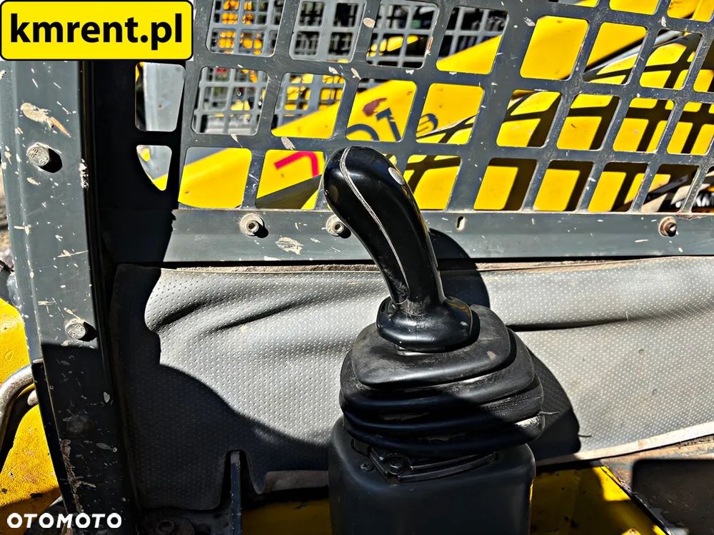 Wacker Neuson 701S MINI-ŁADOWARKA 2013R | BOBCAT S100, S130, 753, WACKER NEUSON WL25, WACKER NEUSON WL30, BOBCAT L23, BOBCAT L28, BOBCAT L35, BOBCAT S70, BOBCAT S450, BOBCAT S510, BOBCAT S530, AVANT 528, AVANT 530 - 28